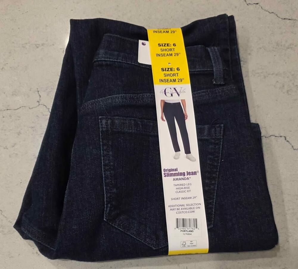 NWT Gloria Vanderbilt Amanda Original Women's Slimming Jean - Size 6 Short
